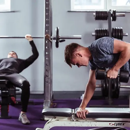 Anner فندق ثورل