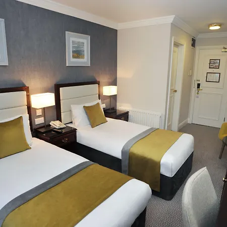 Anner فندق ثورل